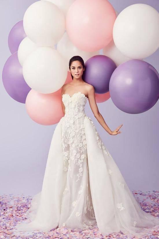 Kleinfeld Bridal Sample Sale, New York, May 2016