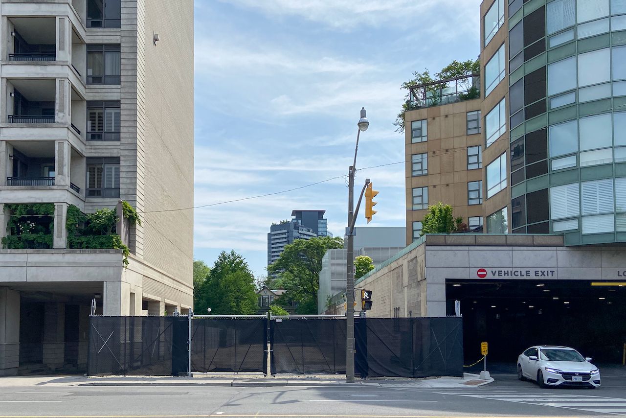 Luxury Manhattaninspired residence now under construction at 89 Avenue