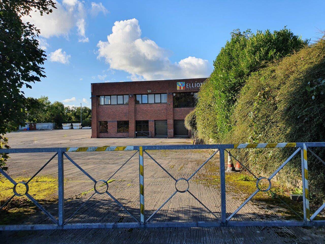 Whitegate Cross, Cavan Lisney
