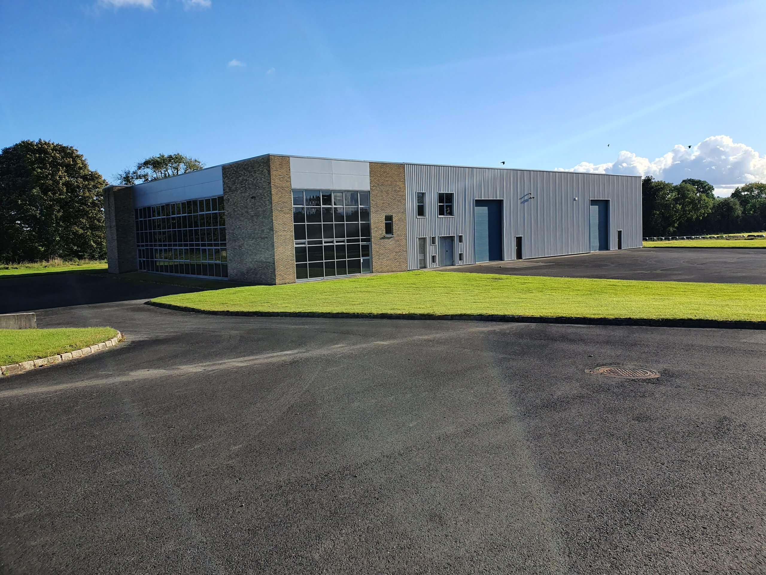 Whitegate Cross, Cavan Lisney