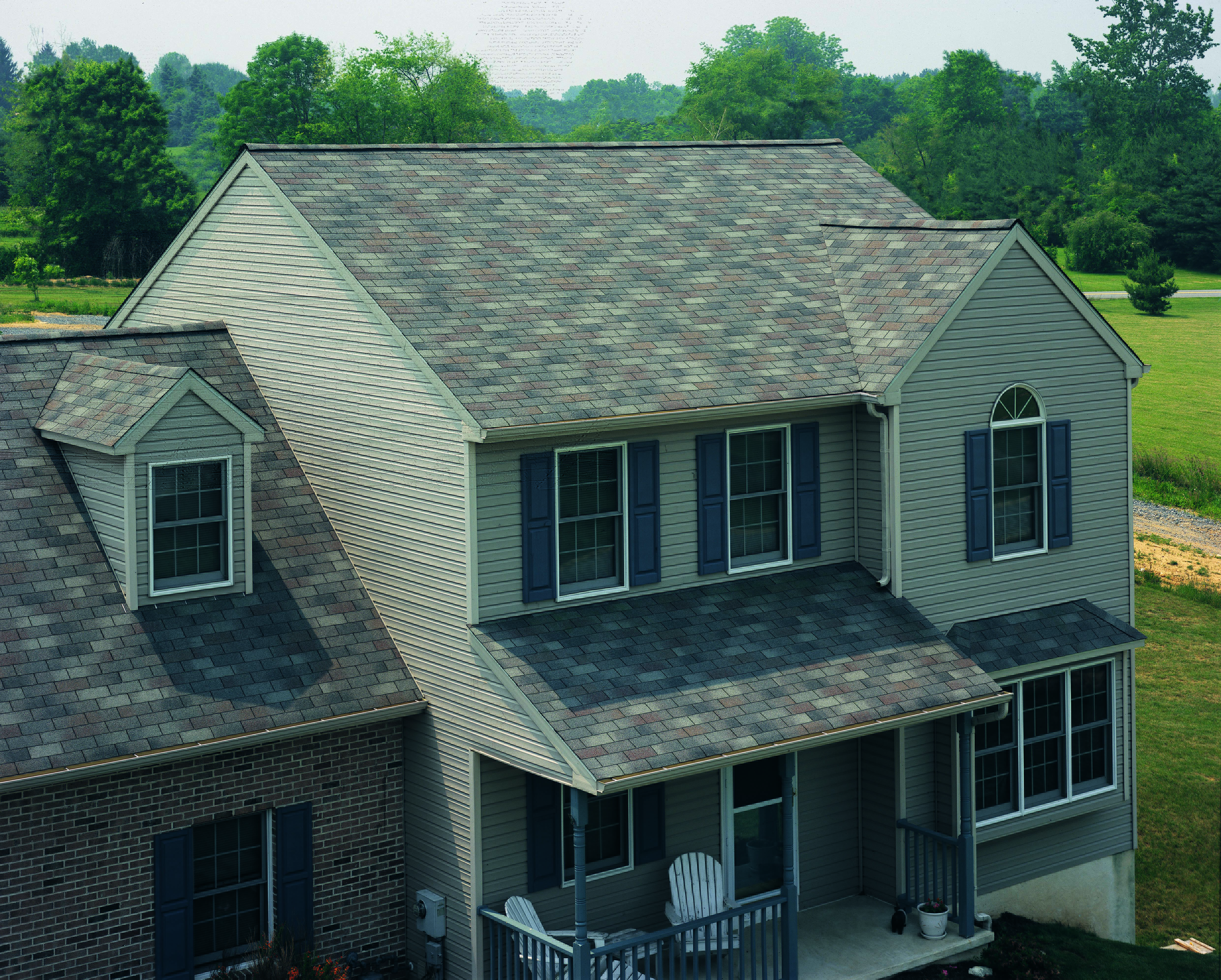 XT™ 25 Shingles CertainTeed