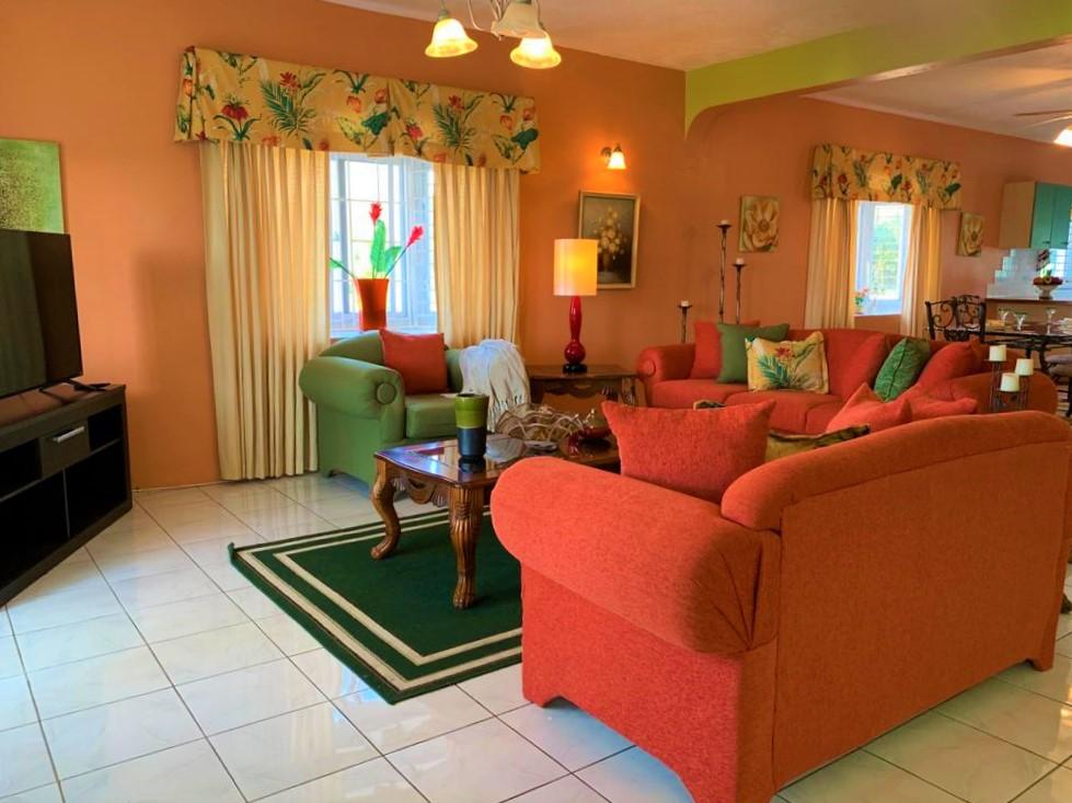 Apartment For Rent CORAL GARDENS APT 3, Montego Bay 1,050 Keez