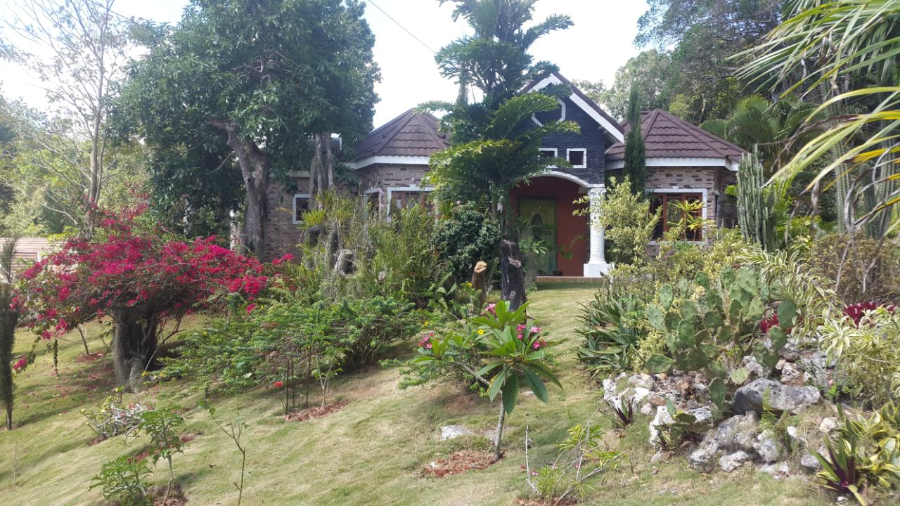 House For Rent BLOOMFIELD GARDENS, Mandeville 980 Keez