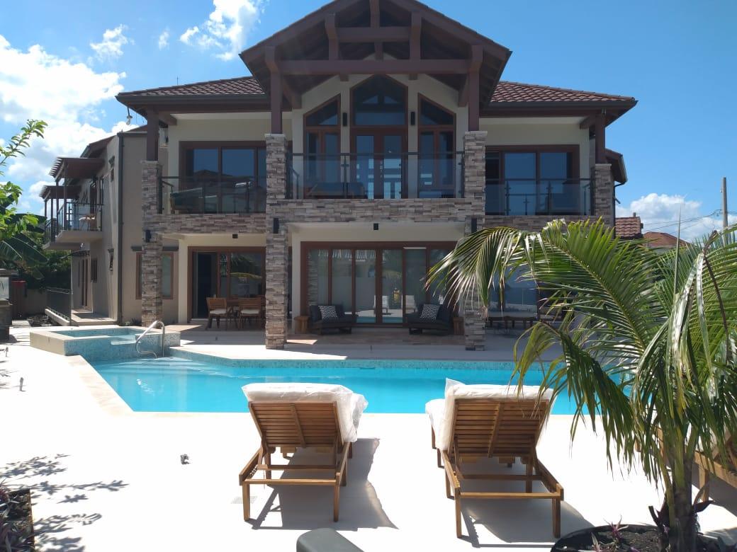 House For Sale JAMAICA BEACH, Tower Isle 1,500,000 Keez