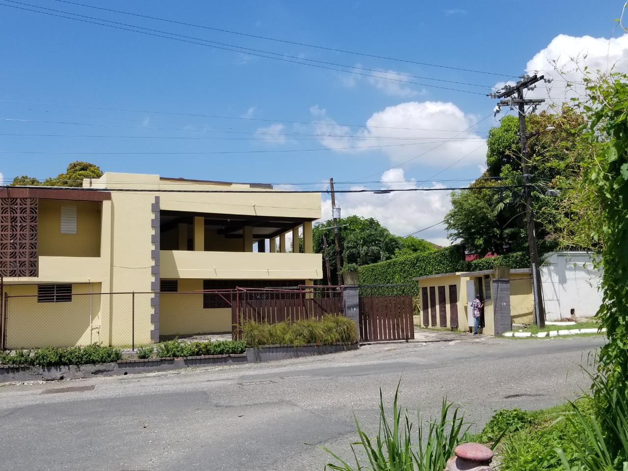 Apartment For Rent SEYMOUR AVENUE, Kingston 6 80,000 Keez