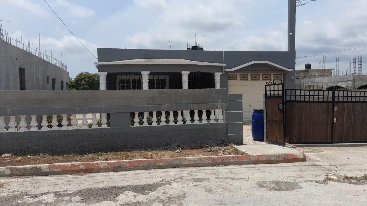 House For Sale ROCKY CLOSE, UPPER FORT, Greater Portmore 27,000,000
