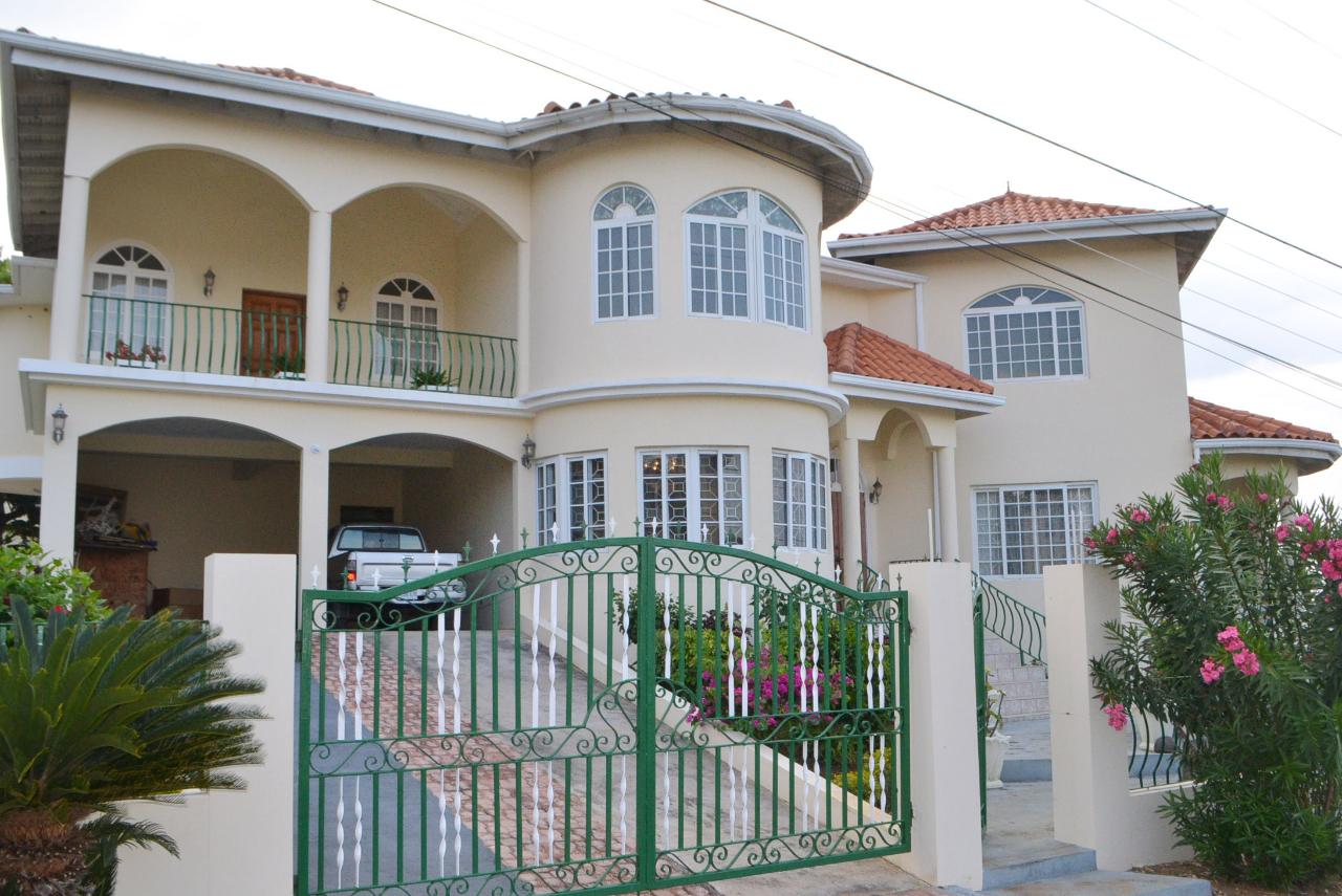 House For Sale GREENSIDE, TRELAWNY, Falmouth 500,000 Keez
