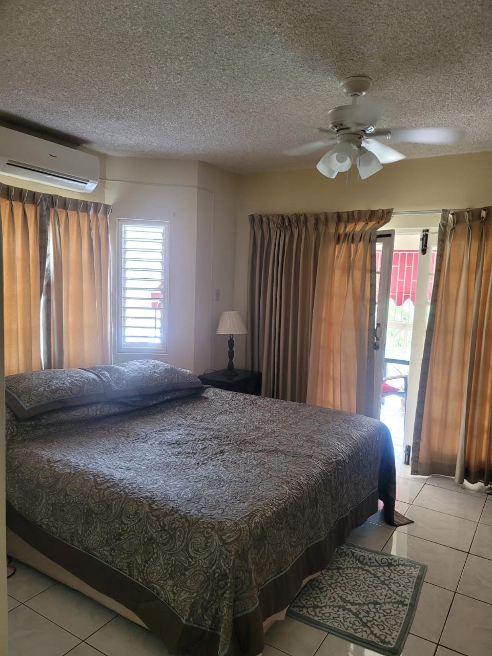 Apartment For Rent KINGSWAY, Kingston 10 1,650 Keez