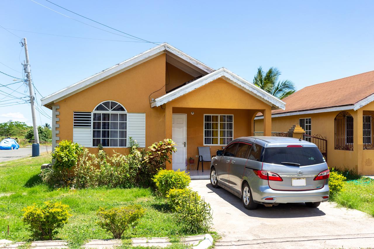 House For Sale RHONE PARK ESTATE, Old Harbour 9,500,000 Keez