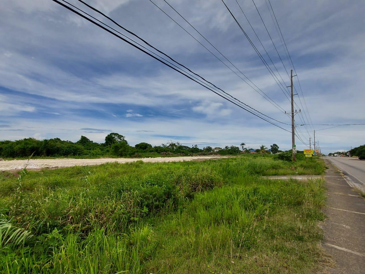 Development Land (Residential) For Sale RUNAWAY ESTATES, RUNAWAY