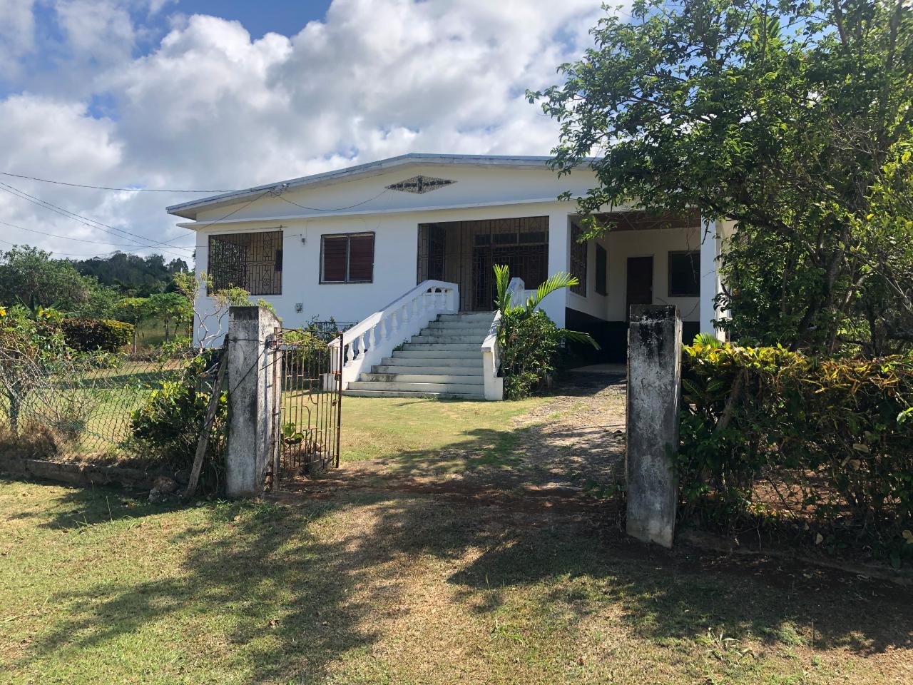 House For Sale PORTLAND, Long Bay 225,000 Keez
