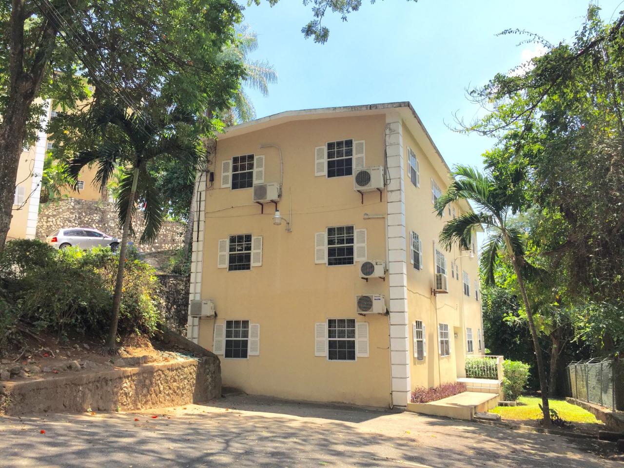 Apartment For Sale CAROLYN CLOSE, Kingston 8 19,750,000 Keez