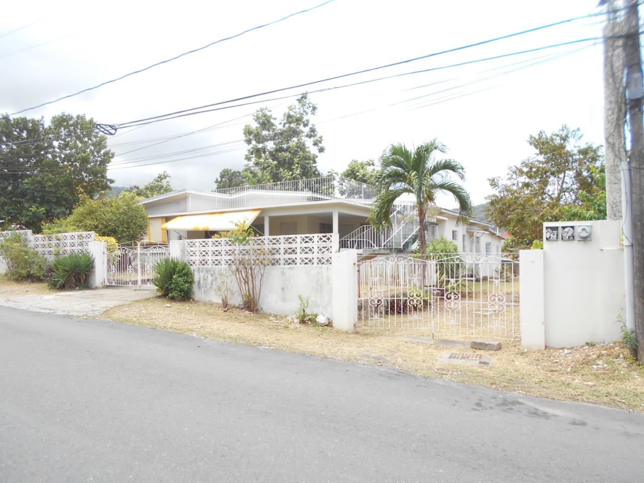 House For Sale MANSFIELD WAY, Ocho Rios 38,000,000 Keez