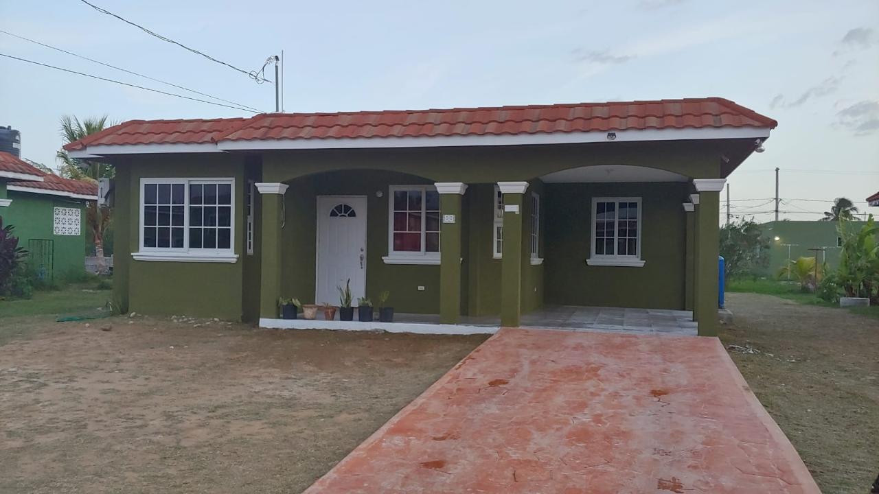 House For Rent RACHEL DRIVE, Spanish Town 70,000 Keez