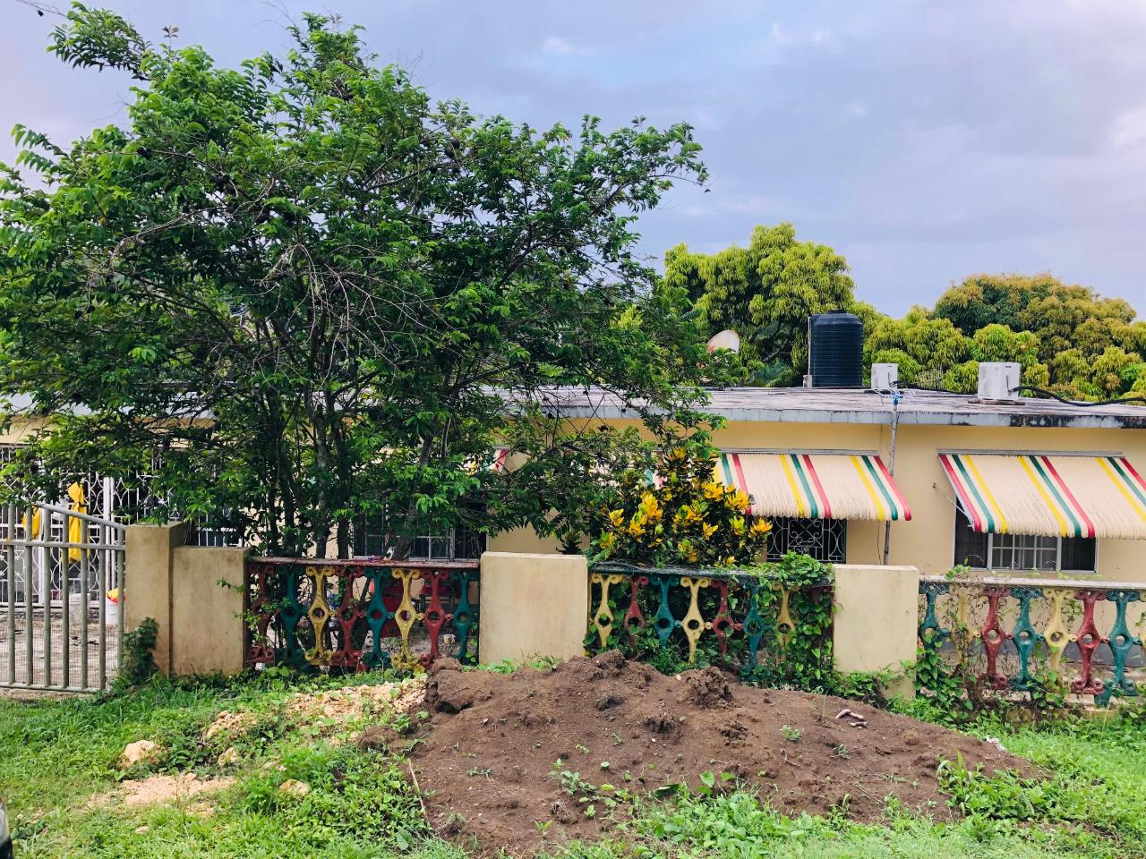 House For Sale HAUGHTON COURT, Lucea 520,000 Keez