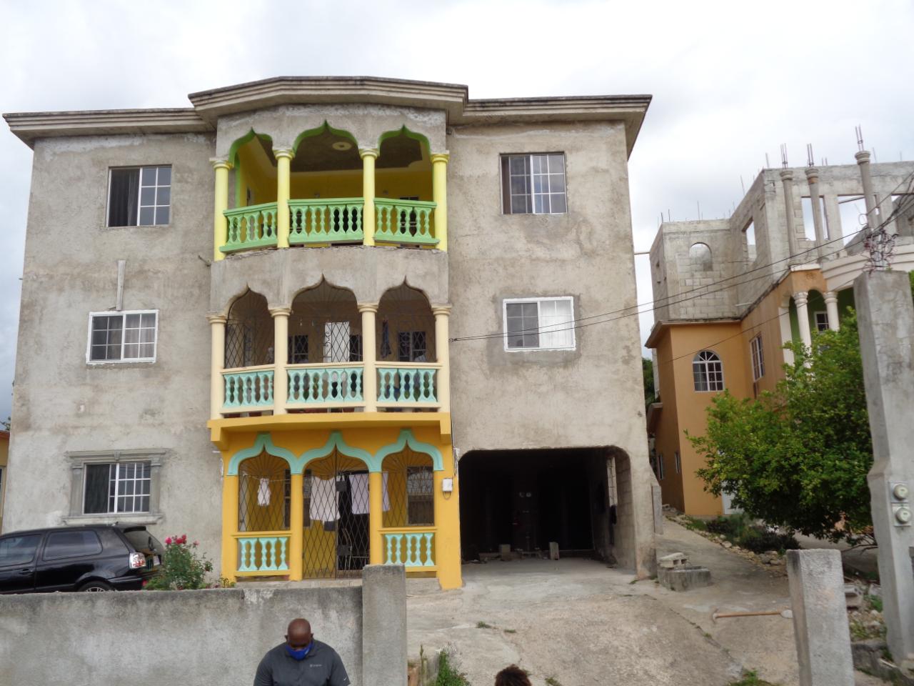 House For Sale ORCHARD TERRACE, Williamsfield 50,000,000 Keez
