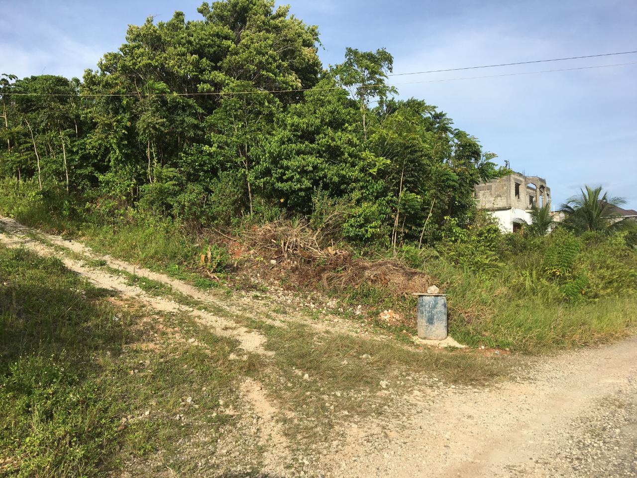 Residential Lot For Sale INDUSTRY PEN, THREE HILLS, Retreat