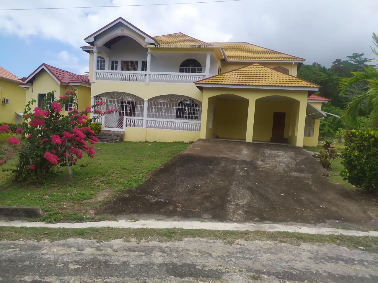 House For Sale CARDIFF HALL, RUNAWAY BAY, Runaway Bay 80,000,000 Keez