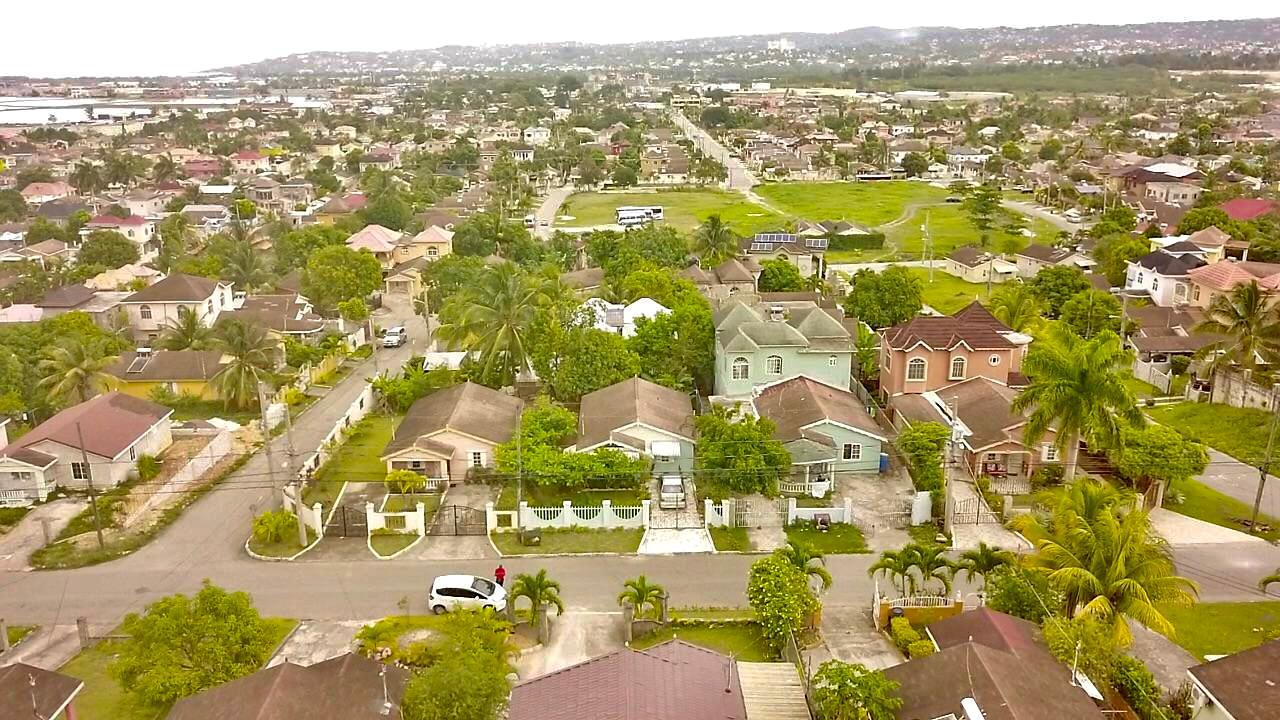 House For Sale BOGUE VILLAGE, Montego Bay 18,500,000 Keez