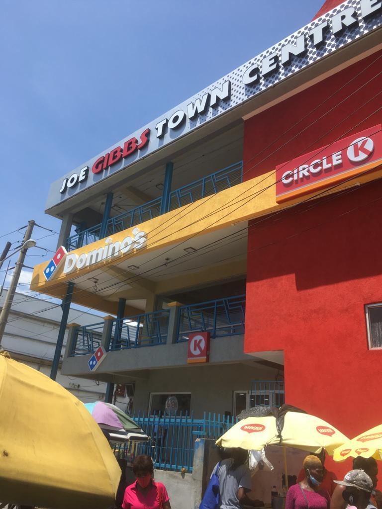 Offices / Commercial Bldg For Rent ORANGE STREET, Kingston 2 530 Keez