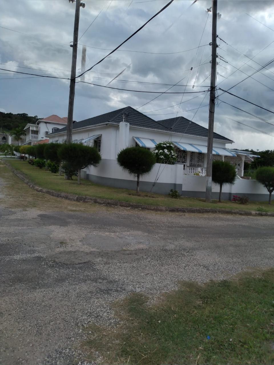 House For Sale RUNAWAY MEADOWS, Runaway Bay 48,000,000