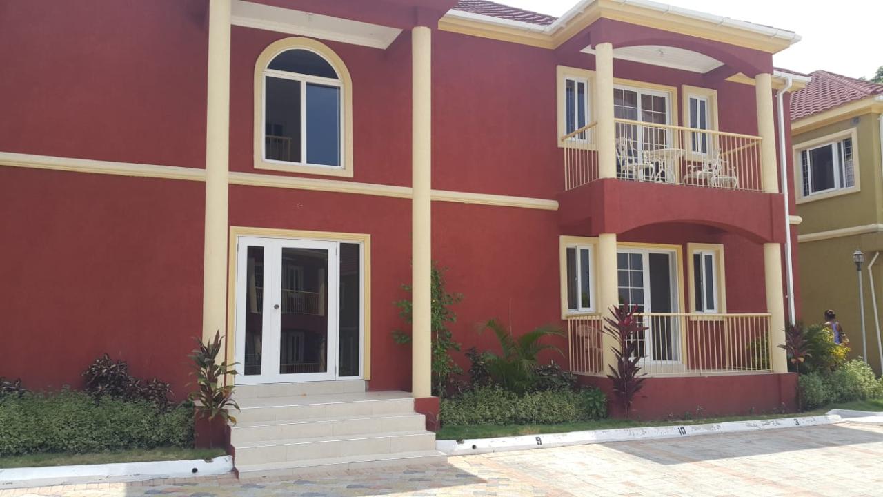 Apartment For Rent CHARLEMONT DRIVE, Kingston 6 1,675 Keez