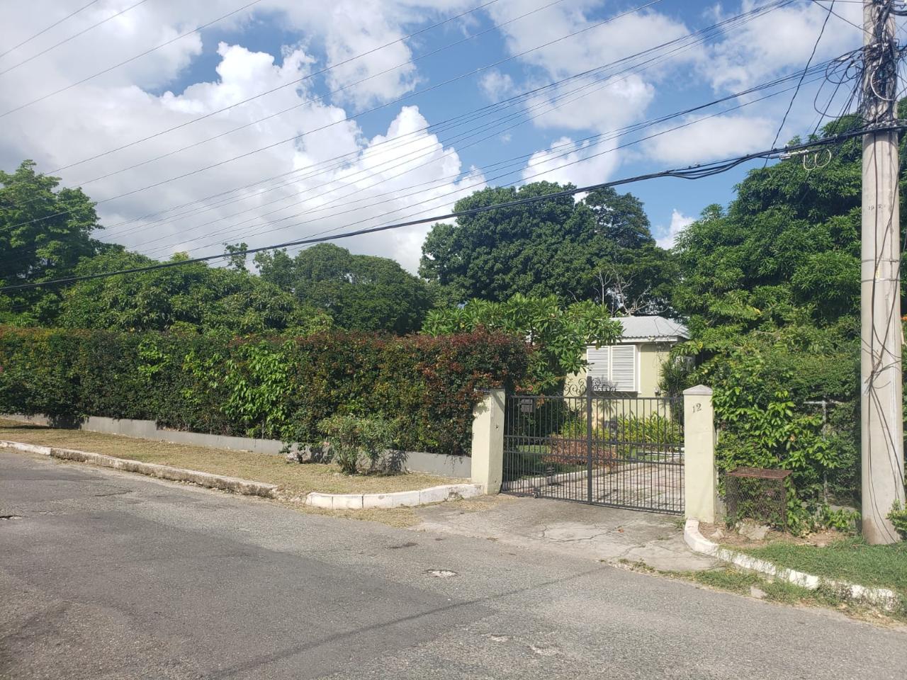 House For Sale WINDSOR AVENUE, Kingston 5 65,000,000 Keez