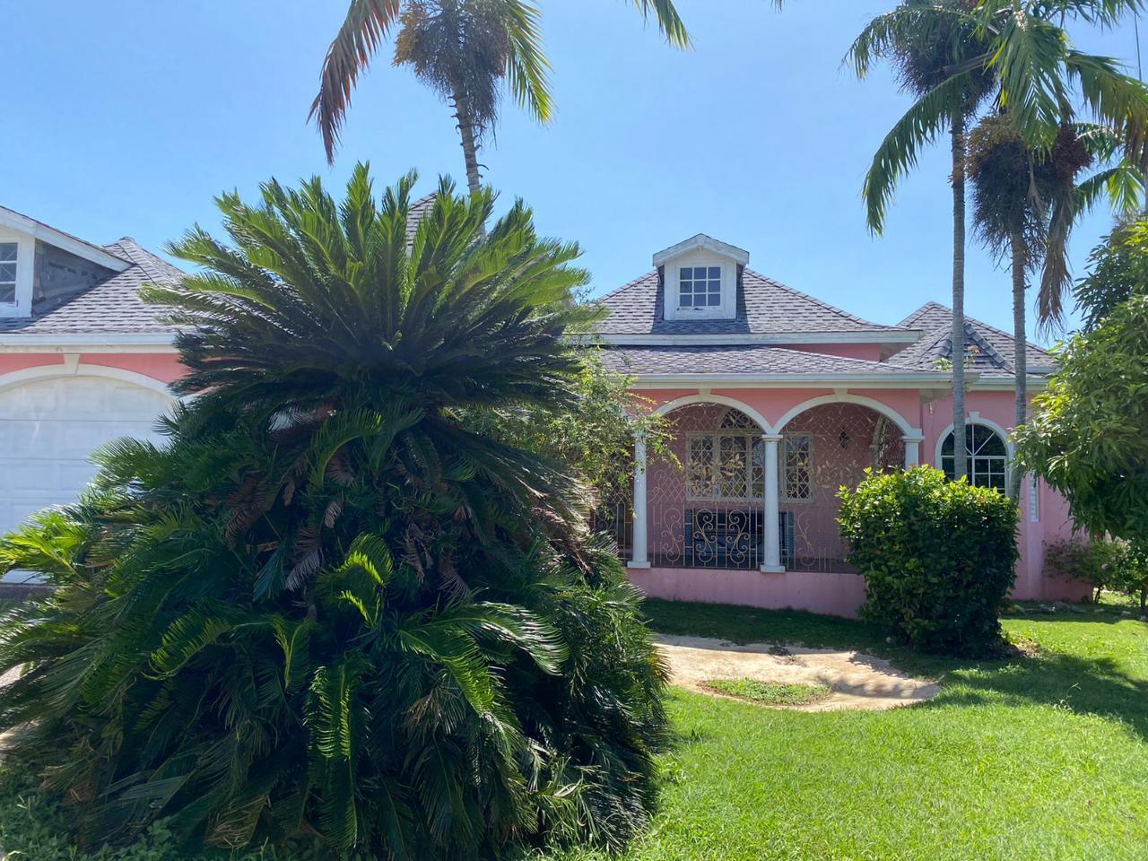 House For Sale DORCHESTER DRIVE, Montego Bay 350,000 Keez