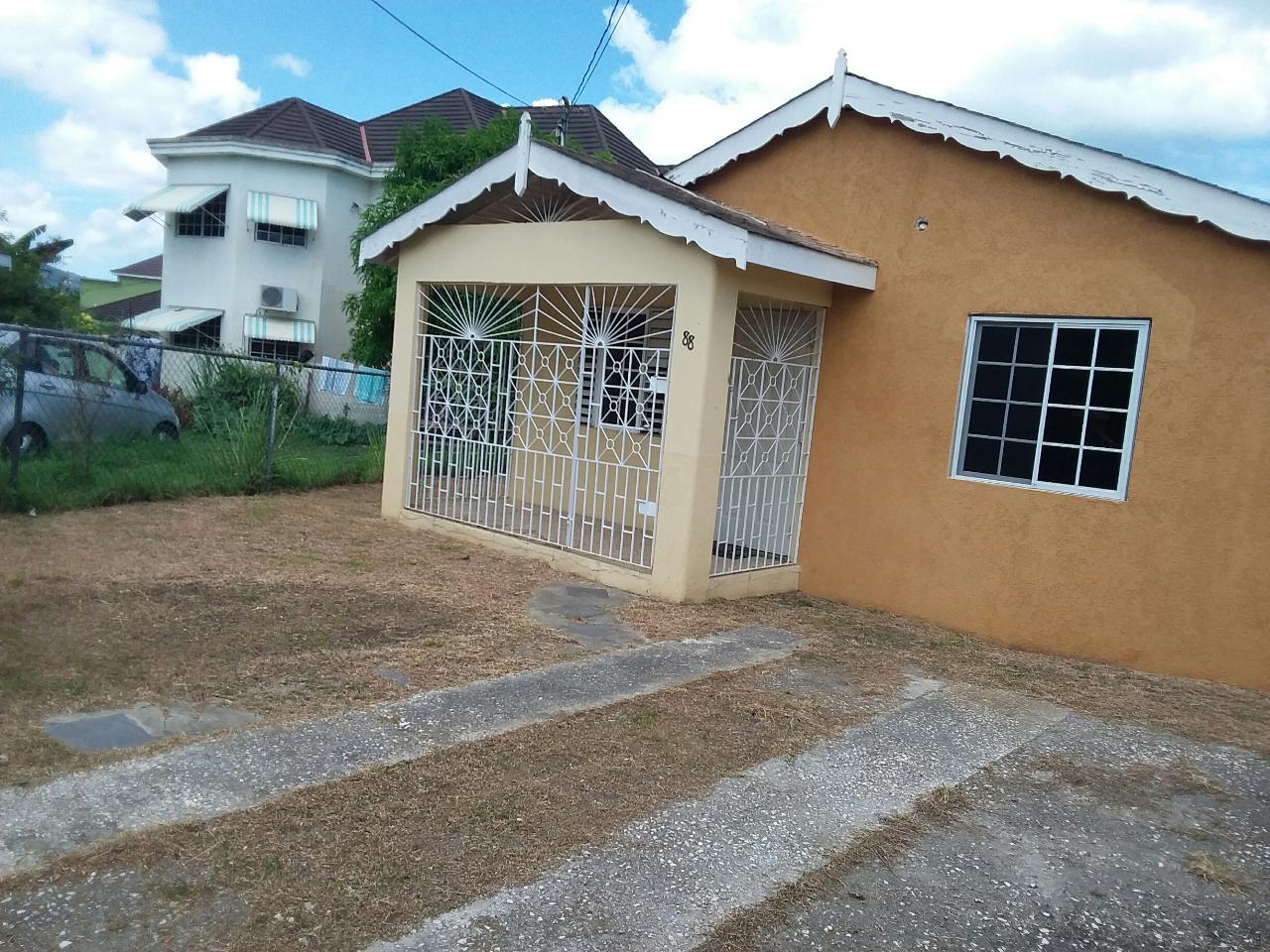 House For Sale BOGUE VILLAGE, Montego Bay 18,500,000 Keez