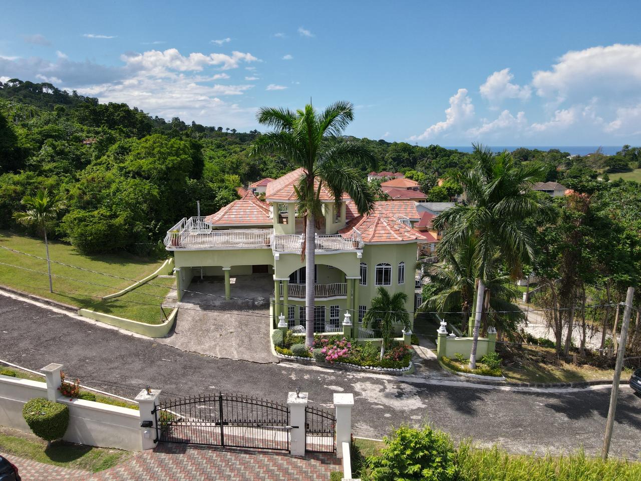 House For Sale DRAX HALL VISTA DEL MAR, Ocho Rios 409,500 Keez