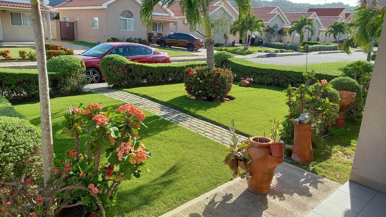 House For Rent GARY PLAYER CIRCLE, Spanish Town 105,000 Keez