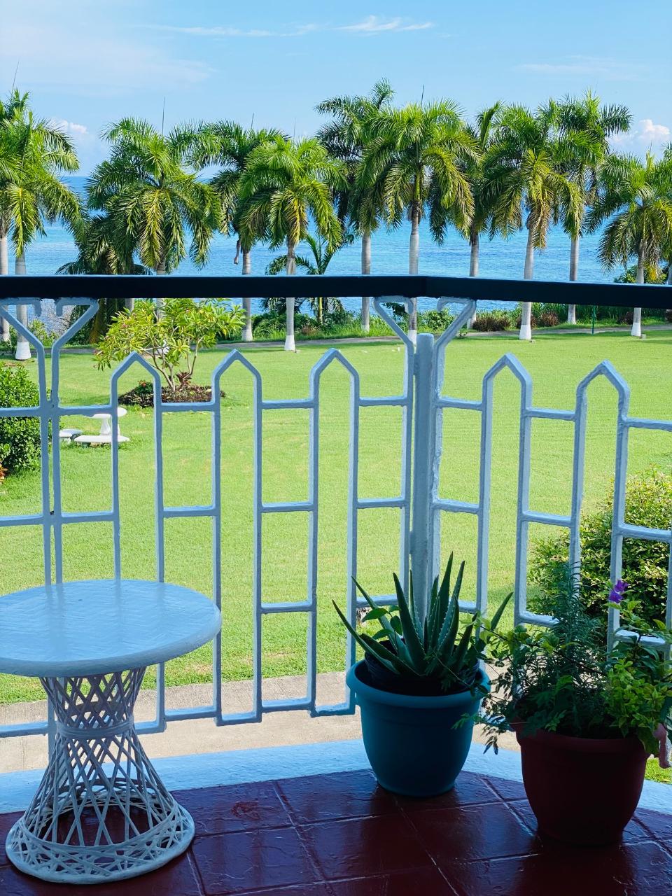 Apartment For Sale SEA CASTLES ROSE HALL, Montego Bay 167,000 Keez