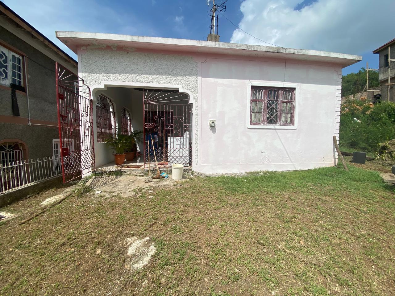 House For Sale SEAVIEW AVENUE, Old Harbour 14,000,000 Keez