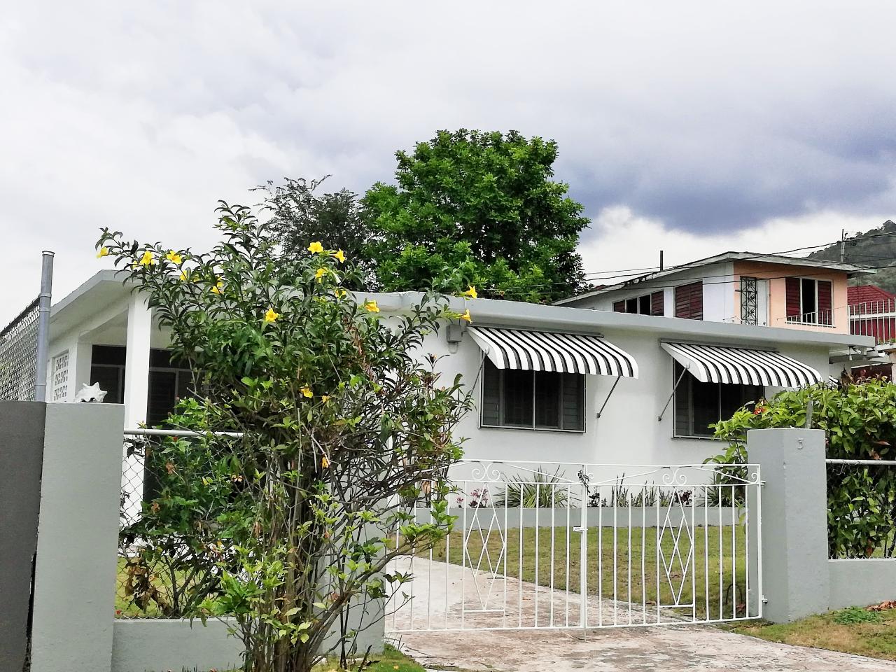 House For Rent BUENA VISTA PLACE, Kingston 6 190,000 Keez