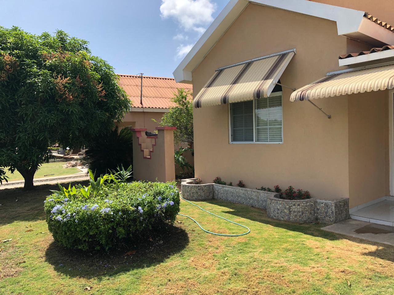 House For Rent ST MARTIN BLVD, Greater Portmore 105,000 Keez