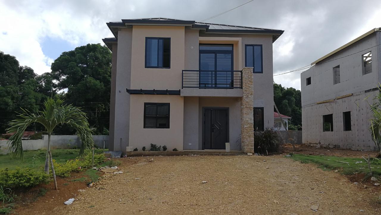 Townhouse For Sale OCHO RIOS COUNTRY CLUB, Ocho Rios 45,000,000 Keez