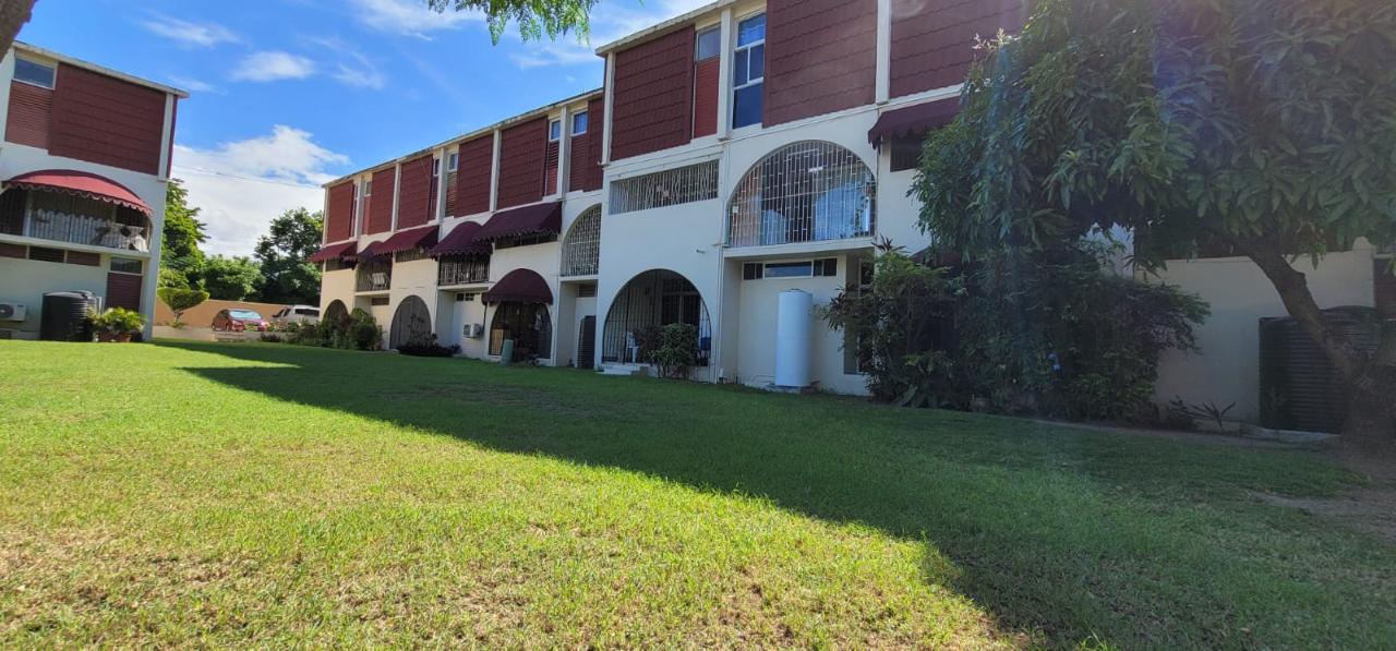 Apartment For Rent 8 UPPER MUSGRAVE AVE, Kingston 10 80,000 Keez