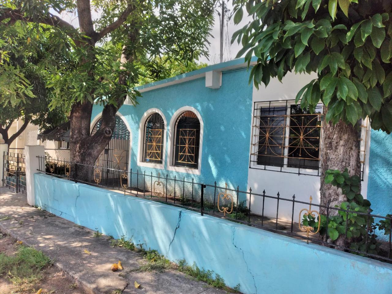 House For Sale MARATHON DRIVE, HUGHENDEN, Kingston 20 26,000,000 Keez