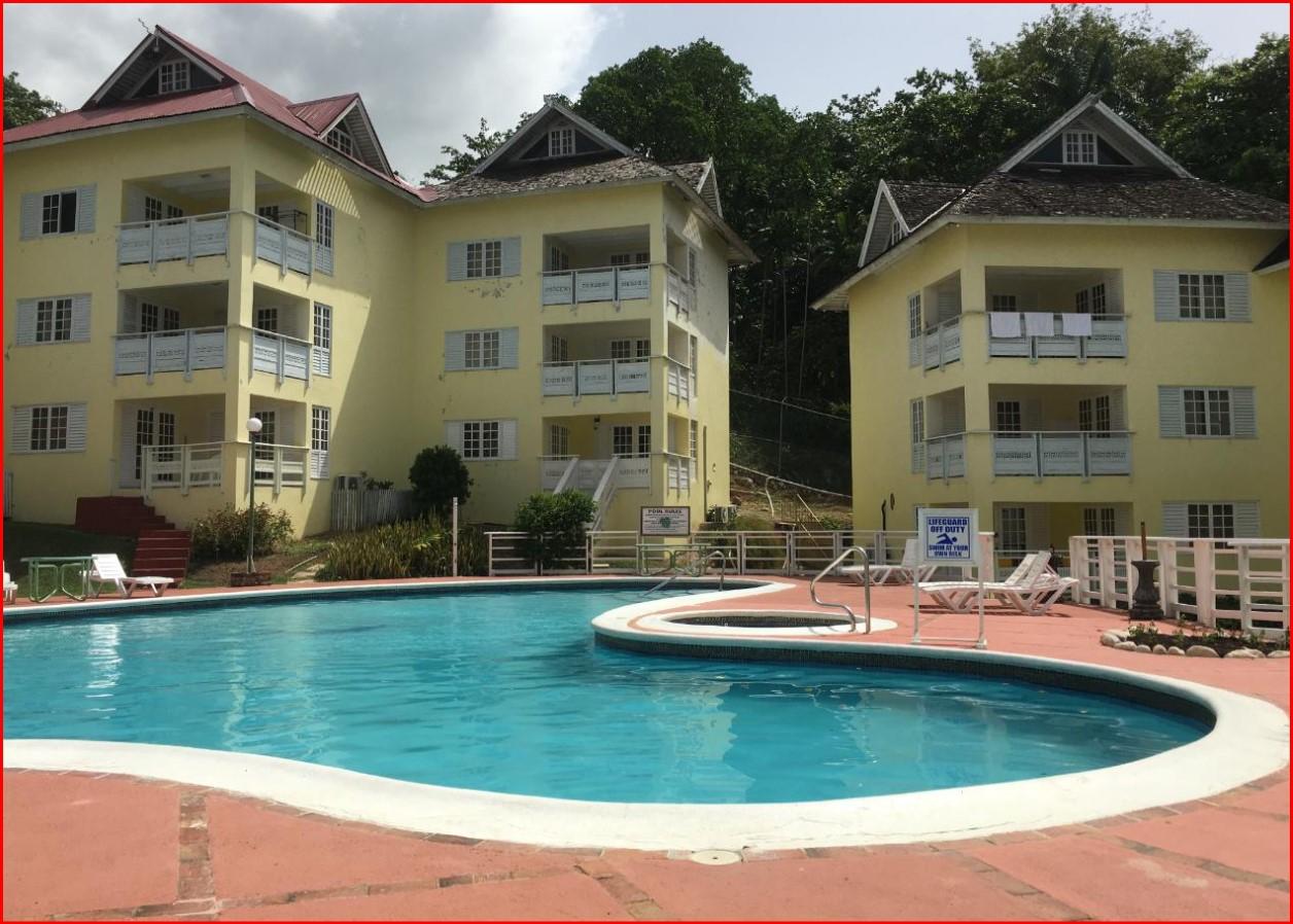 Resort / Villa For Sale DACOSTA DRIVE, Ocho Rios 159,000 Keez