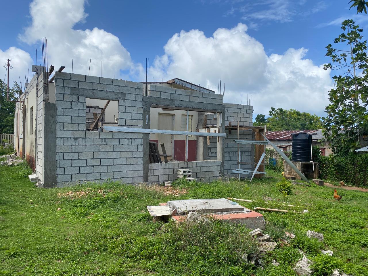 House For Sale MANGO VALLEY, ST.MARY, Tower Isle 42,000,000 Keez
