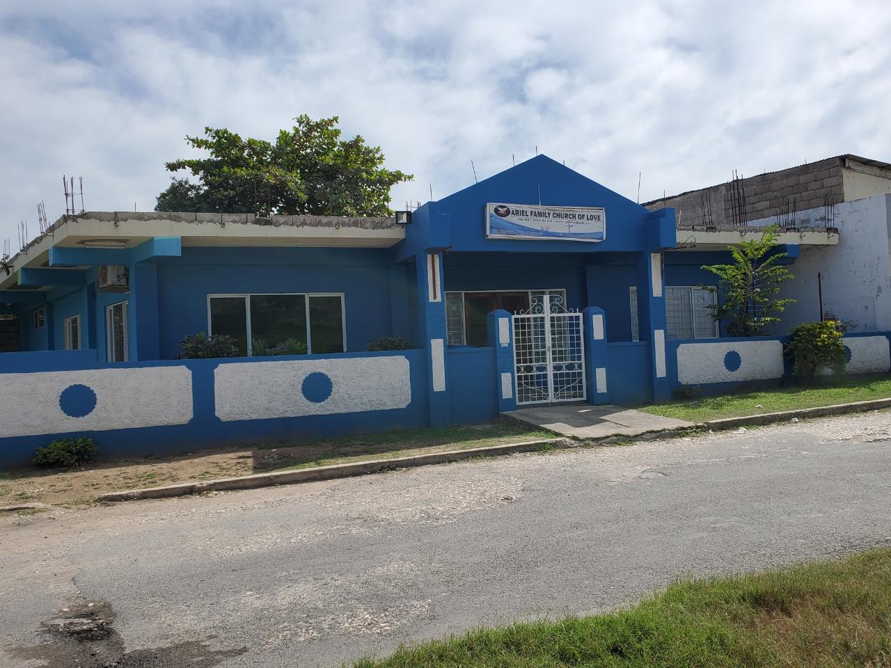 Offices / Commercial Bldg For Sale CONTENT DRIVE, GREENDALE, Spanish