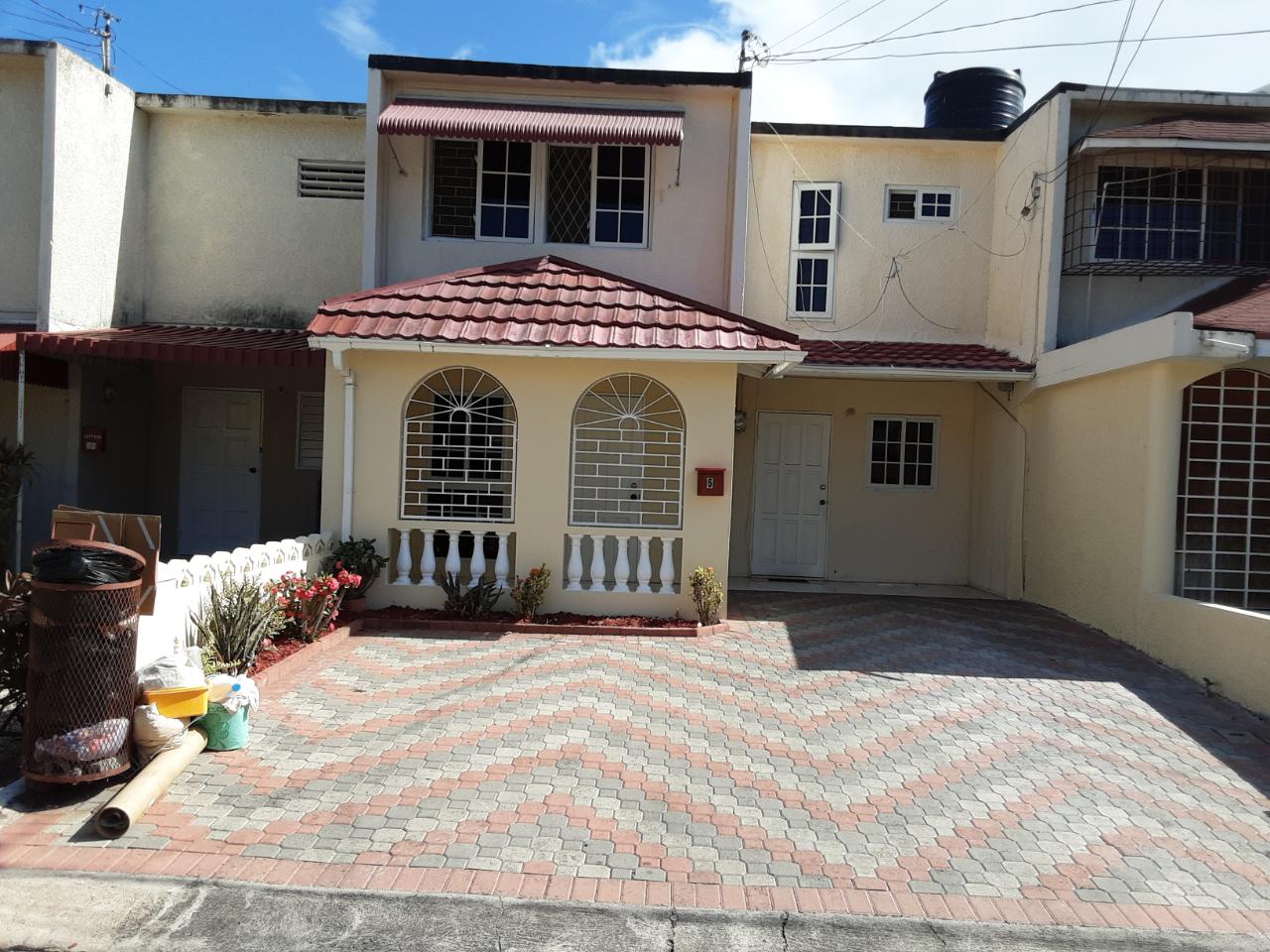 Townhouse For Rent MUSGRAVE CLOSE, Kingston 10 190,000 Keez