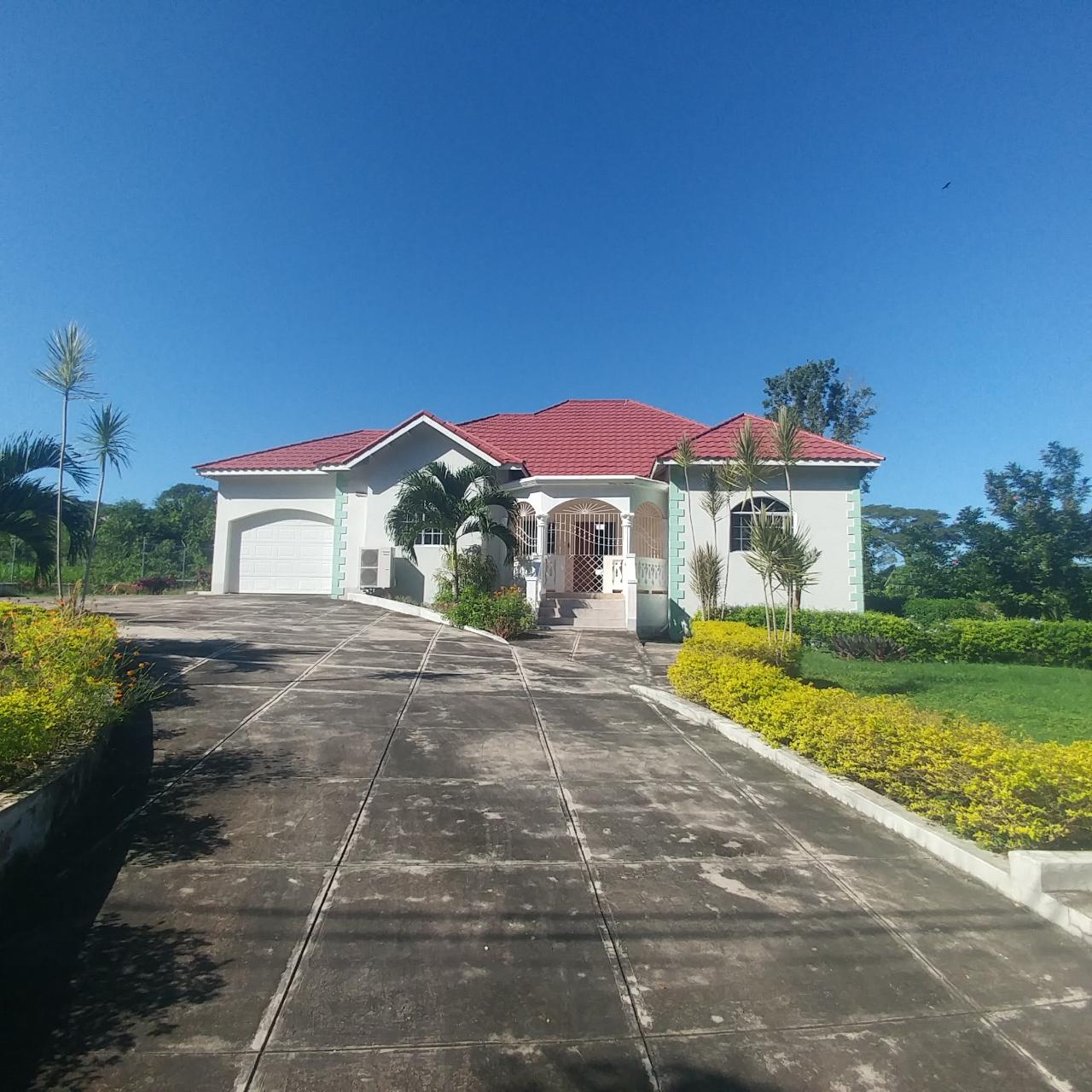 House For Sale CARDIFF HALL, ST ANN, Runaway Bay 69,000,000 Keez