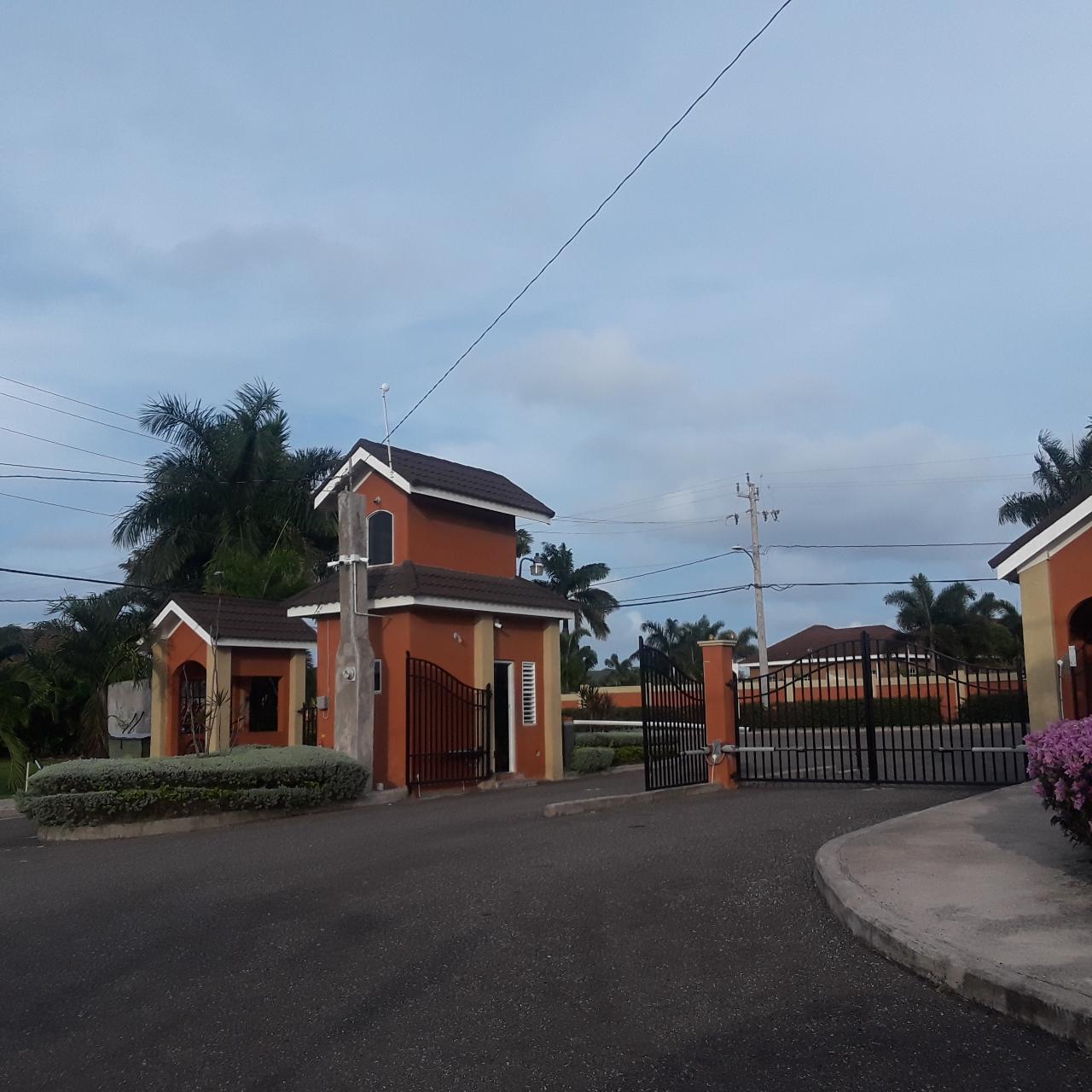 House For Sale DRAX HALL MANOR, St. Ann's Bay 30,000,000 Keez