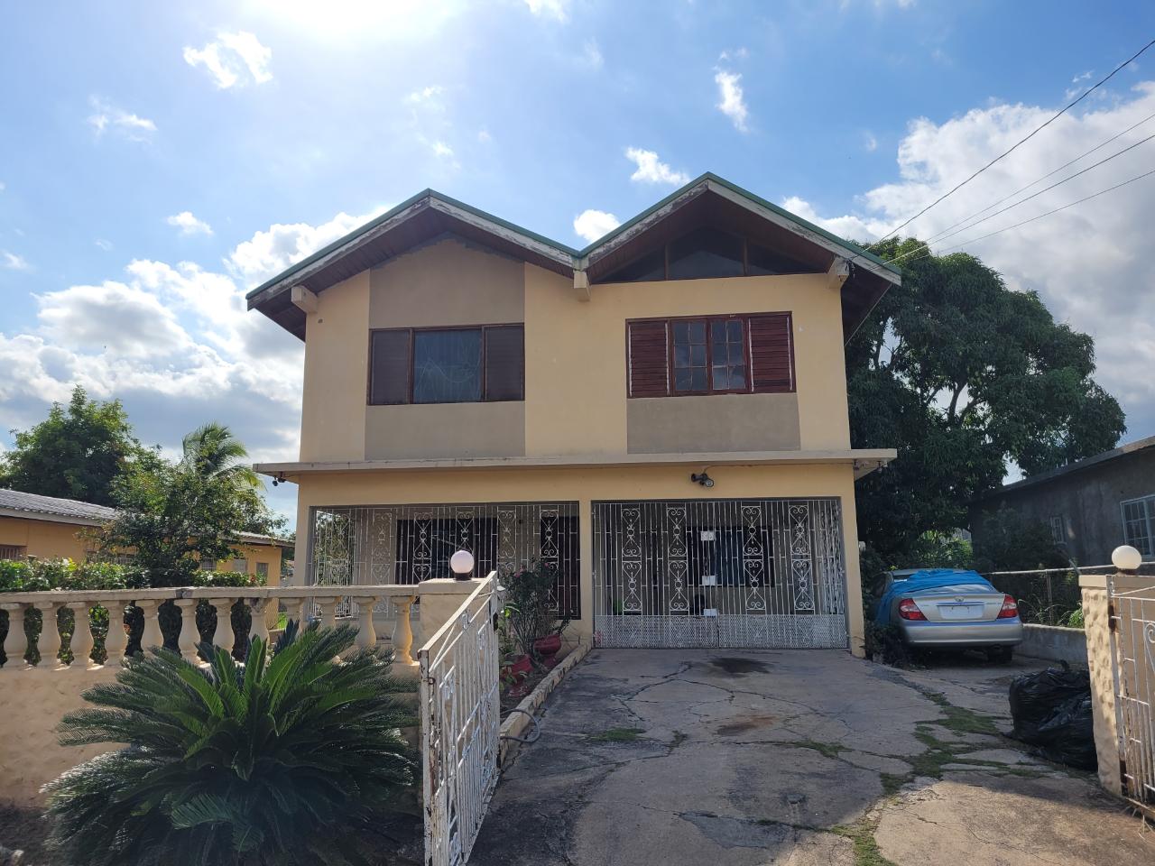 House For Sale ODEON AVE, HORIZON PARK,, Spanish Town 25,000,000 Keez