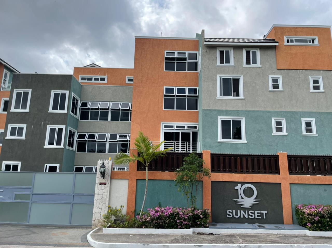 Apartment For Rent SUNSET DRIVE, Kingston 8 0 Keez