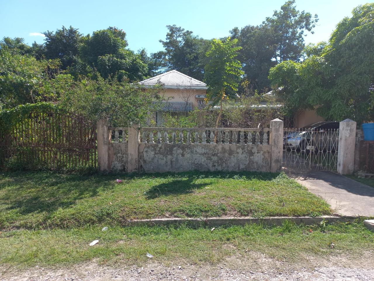 House For Sale EMMAVILLE, SAV LA MAR, SavannaLaMar 12,500,000 Keez
