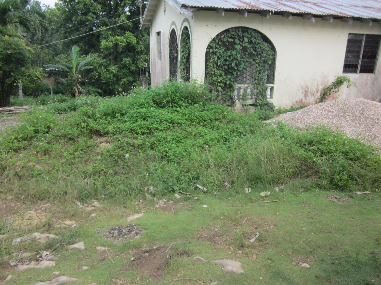 House For Sale ROCK SPRING, TRELAWNY, Albert Town 4,500,000 Keez