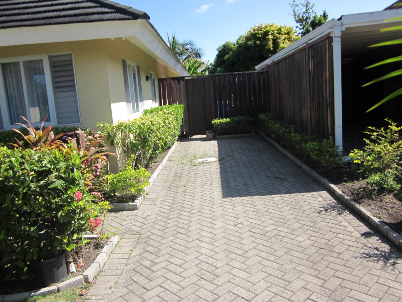 House For Sale THE PALMS, RICHMOND, ST., Laughlands 34,000,000 Keez