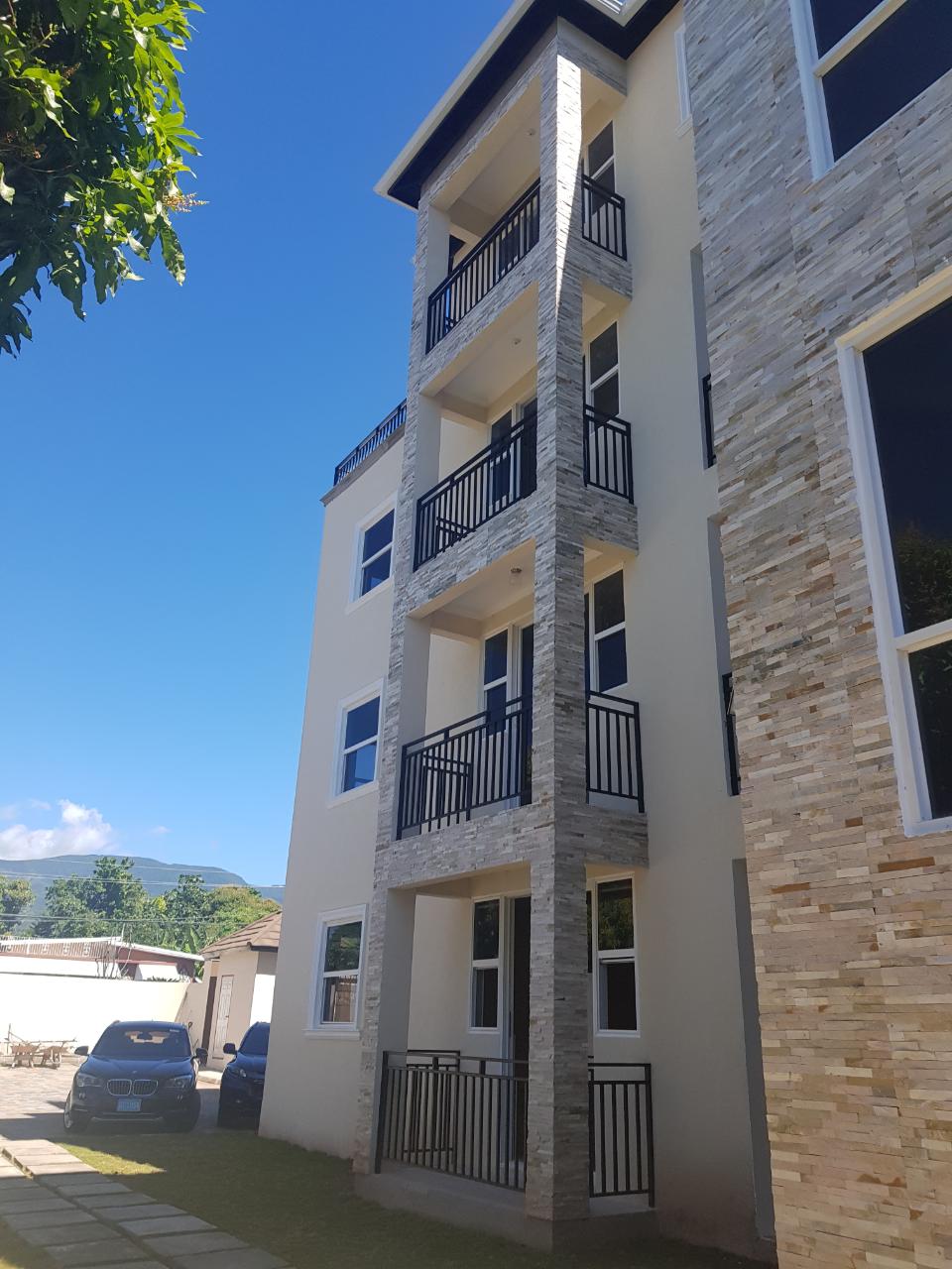 Apartment For Rent SWANSEA AVENUE, Kingston 8 150,000 Keez